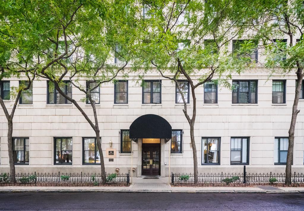 Dewitt Hotel And Suites Чикаго Экстерьер фото